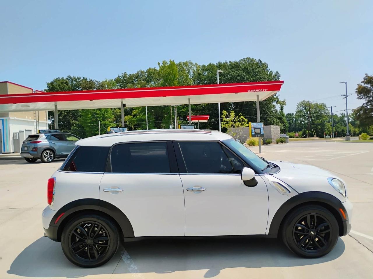 MINI Cooper Countryman FWD 4dr 2012