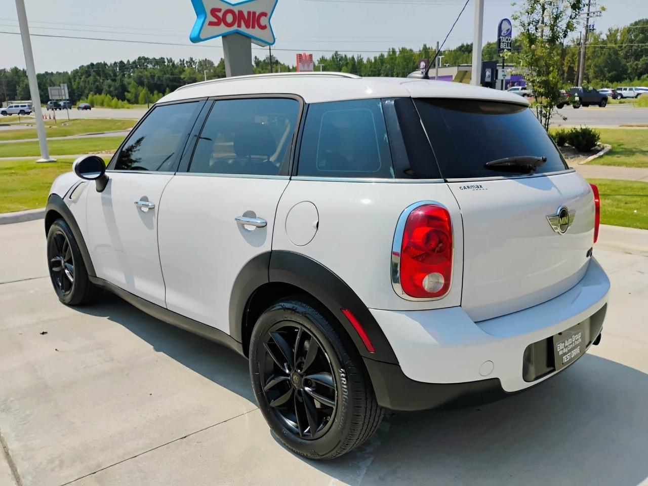 MINI Cooper Countryman FWD 4dr 2012