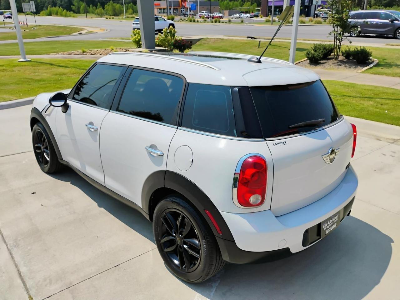 MINI Cooper Countryman FWD 4dr 2012