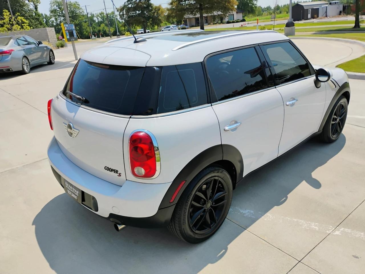 MINI Cooper Countryman FWD 4dr 2012