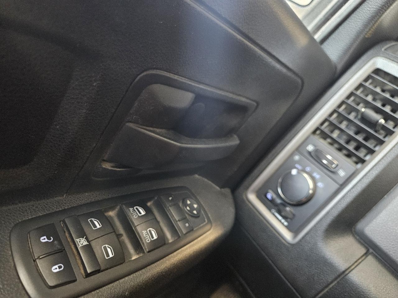 RAM 2500 4WD Crew Cab 149" Tradesman 2014
