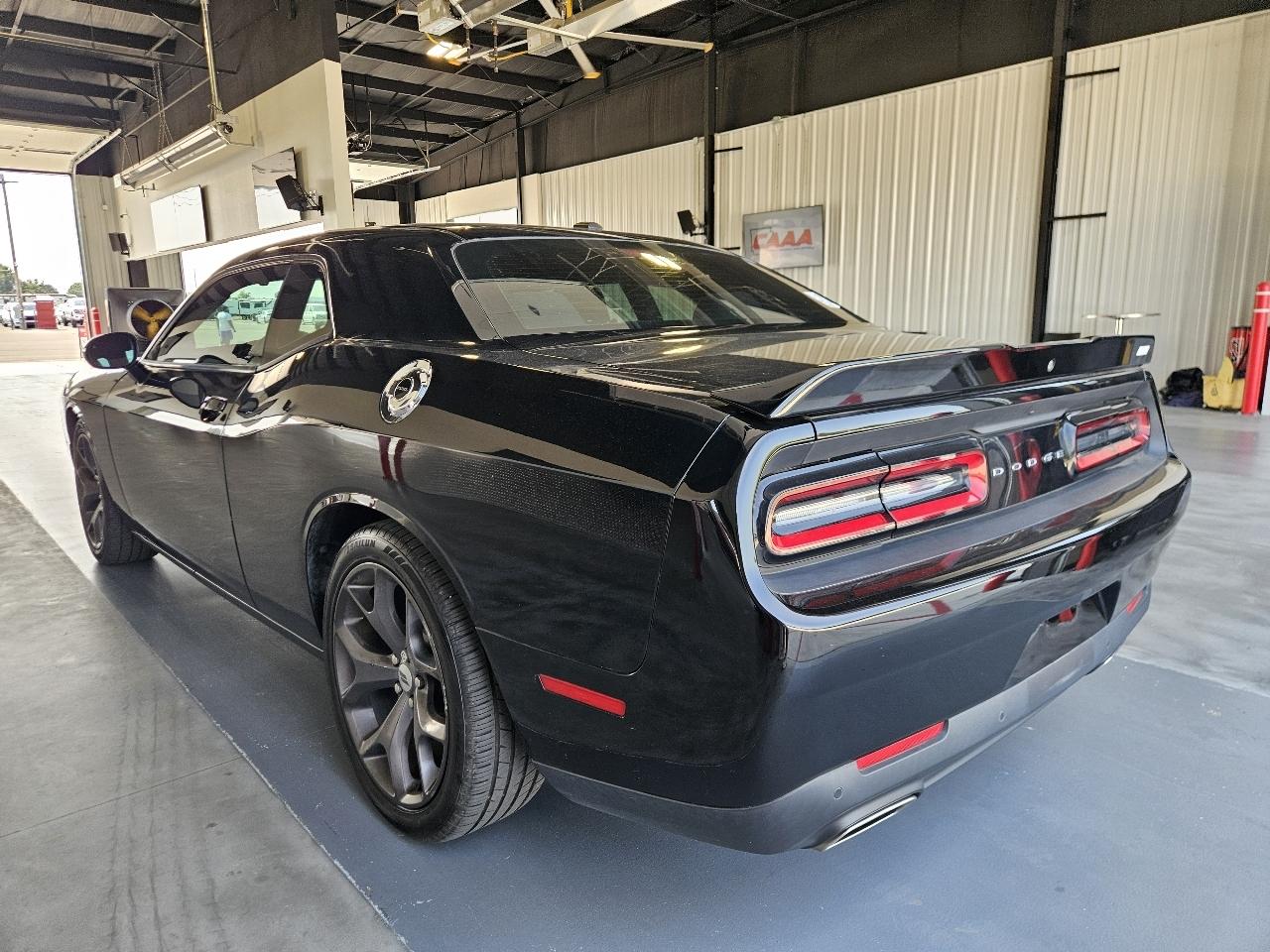Dodge Challenger GT RWD 2019