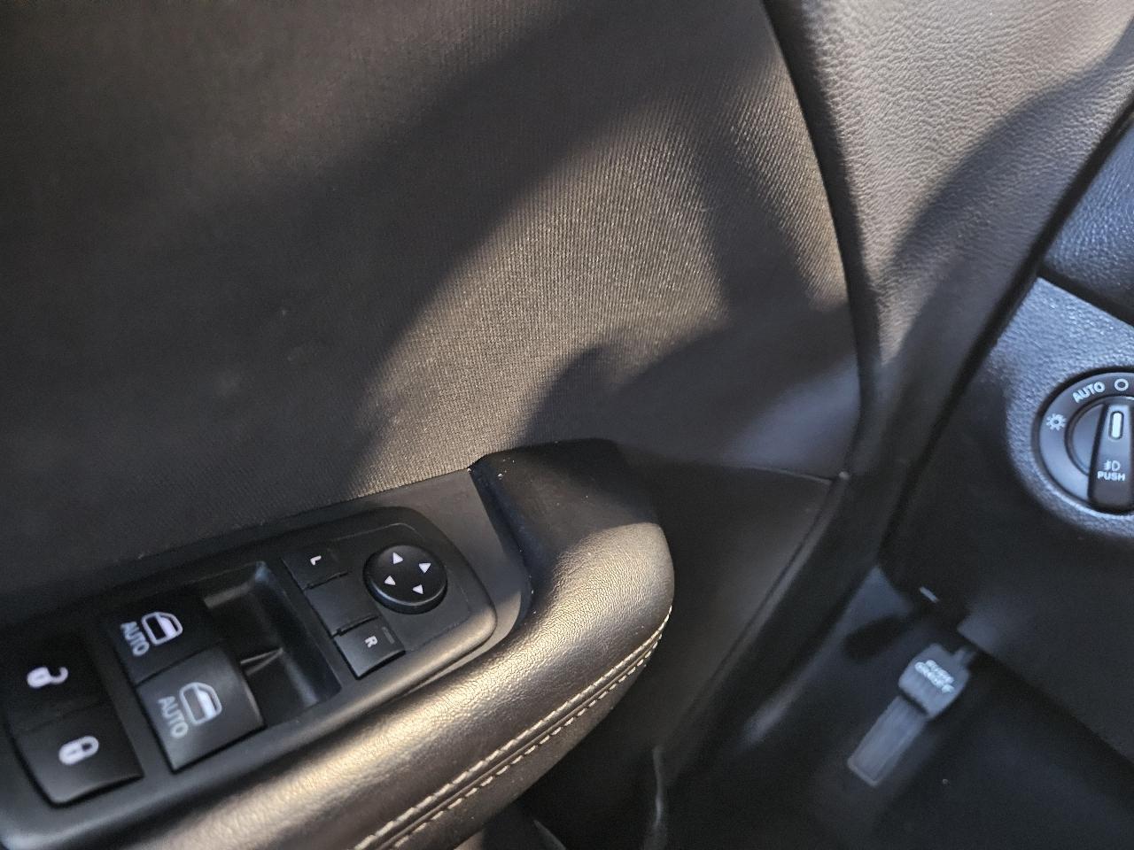 Dodge Challenger GT RWD 2019