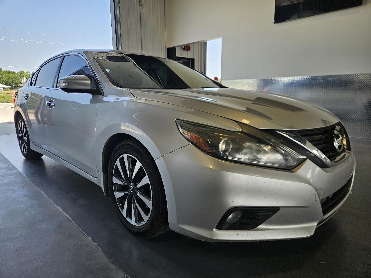 Nissan Altima 2017.5 2.5 SL Sedan 2017