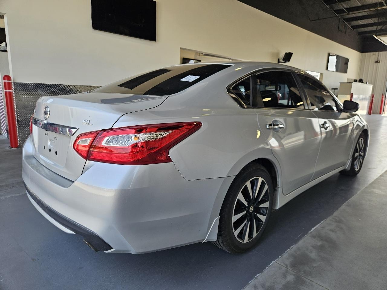 Nissan Altima 2017.5 2.5 SL Sedan 2017
