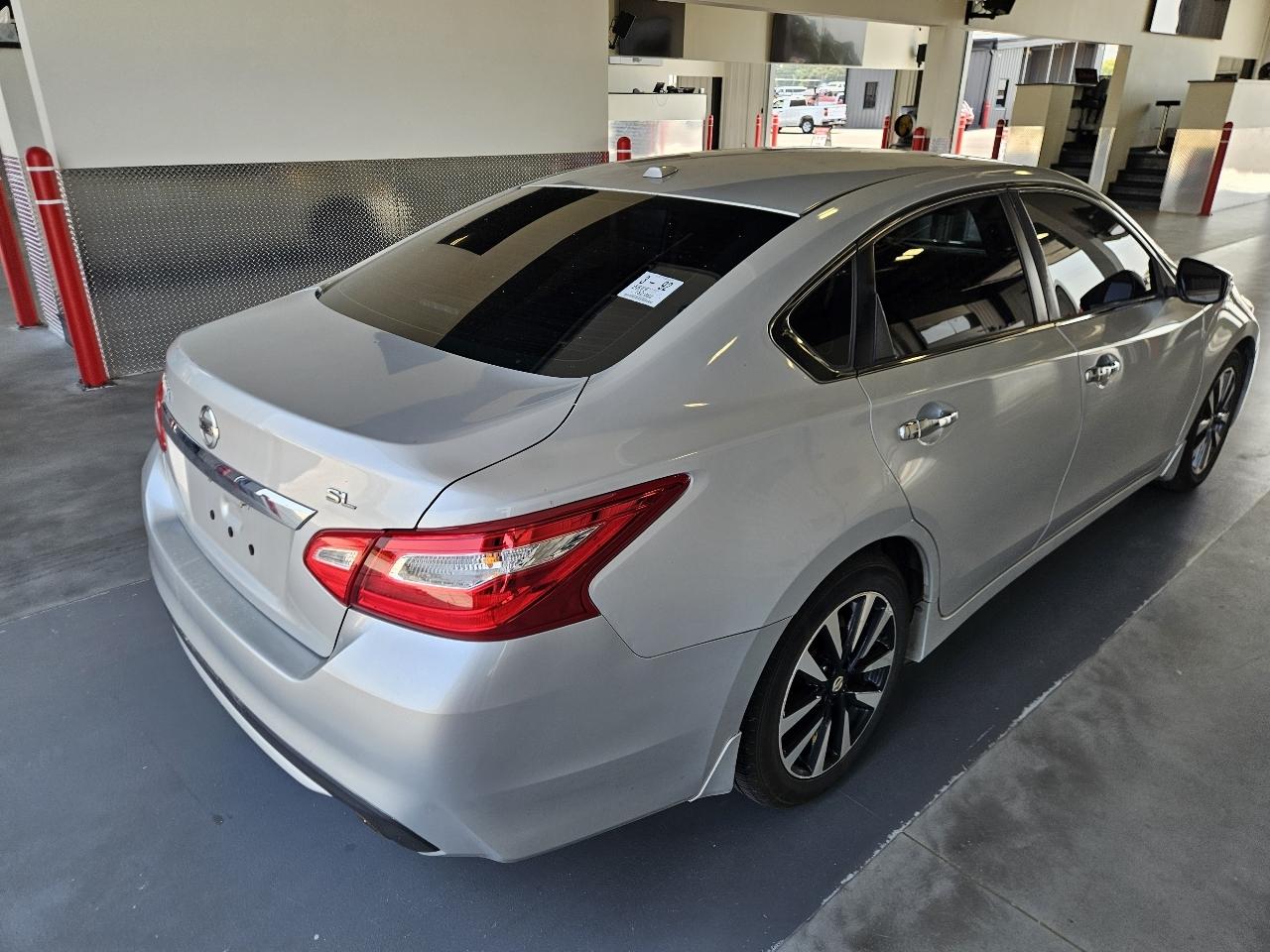 Nissan Altima 2017.5 2.5 SL Sedan 2017