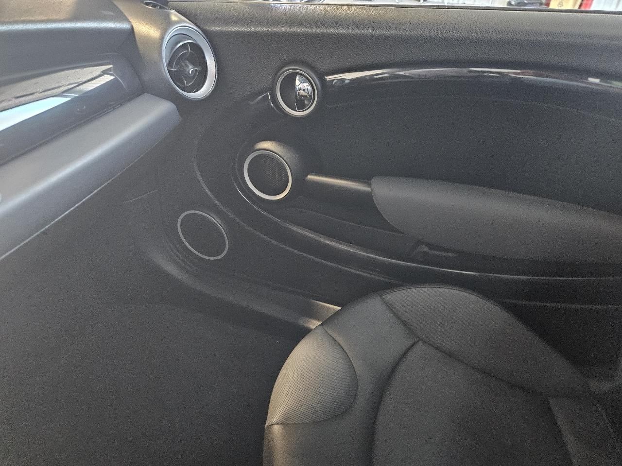 MINI Cooper Clubman 2dr Cpe S 2010
