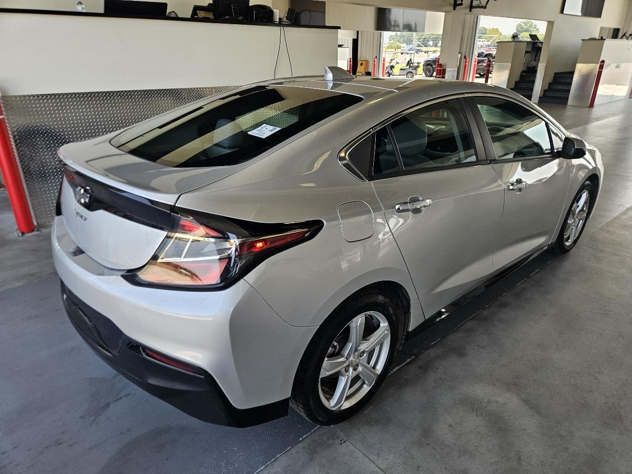 Chevrolet Volt 5dr HB LT 2017