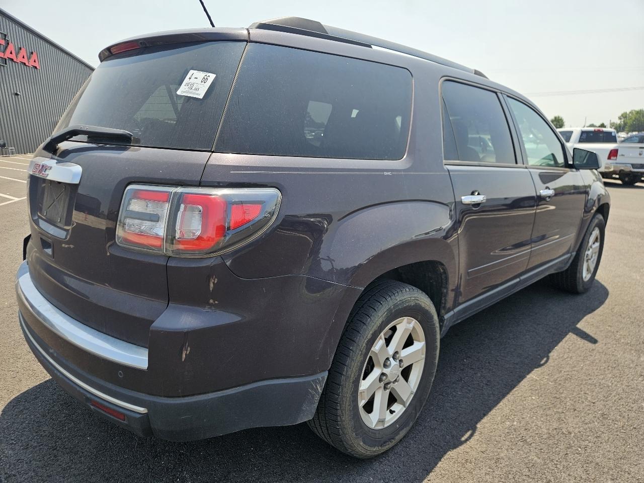 GMC Acadia FWD 4dr SLE w/SLE-2 2015