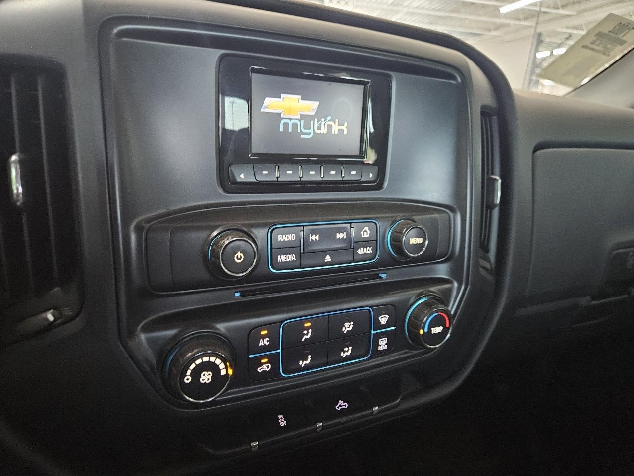 Chevrolet Silverado 1500 2WD Crew Cab 143.5" Work Truck 2015
