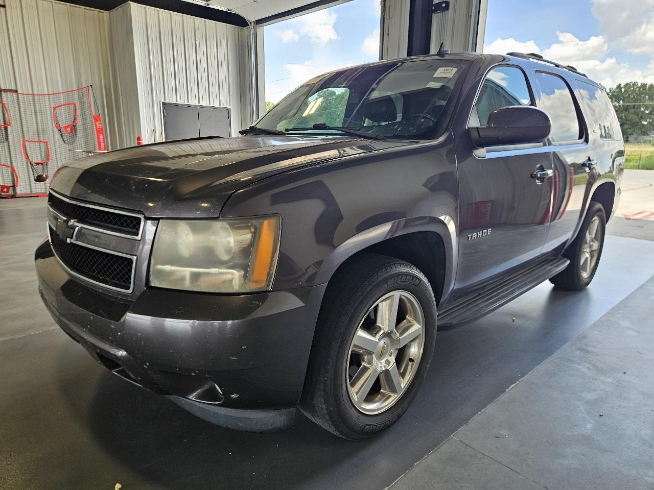 Chevrolet Tahoe 4WD 4dr 1500 LT 2011