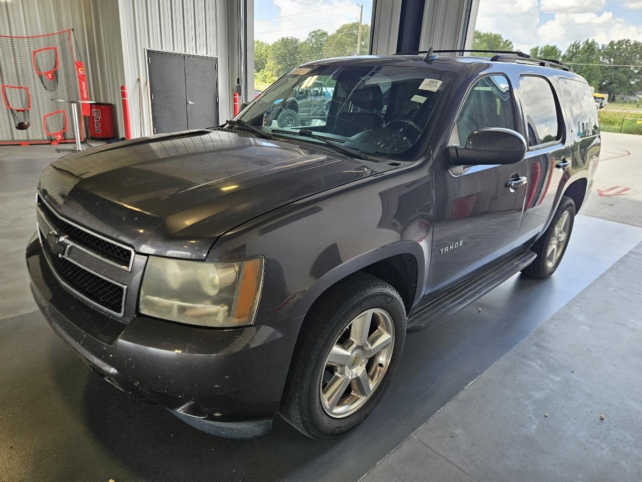 Chevrolet Tahoe 4WD 4dr 1500 LT 2011