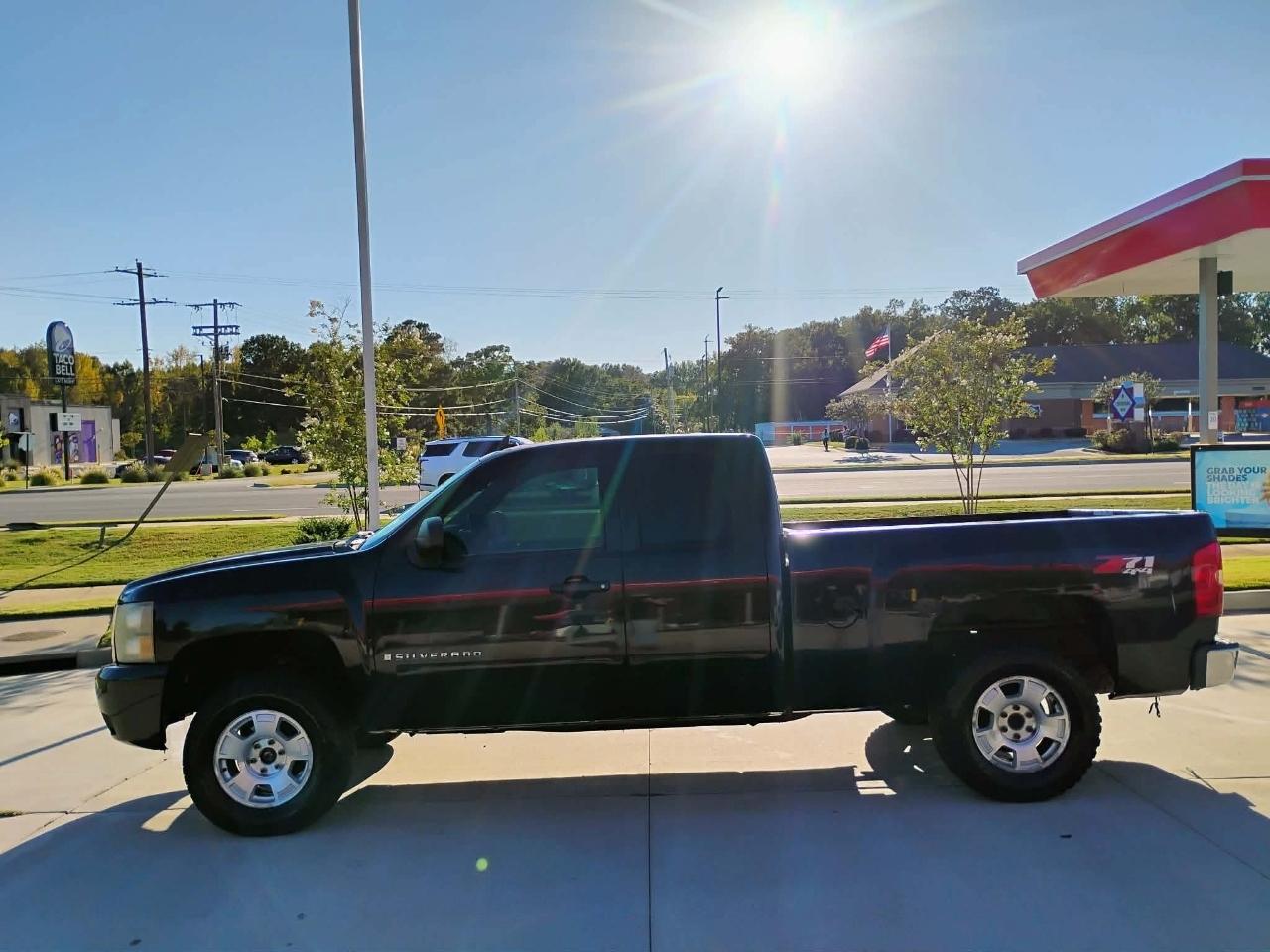 Chevrolet Silverado 1500 4WD Ext Cab 143.5" LT w/1LT 2008