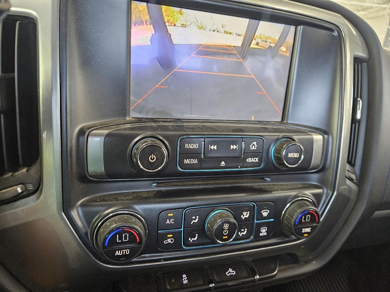 Chevrolet Silverado 1500 4WD Double Cab 143.5" LT w/1LT 2015