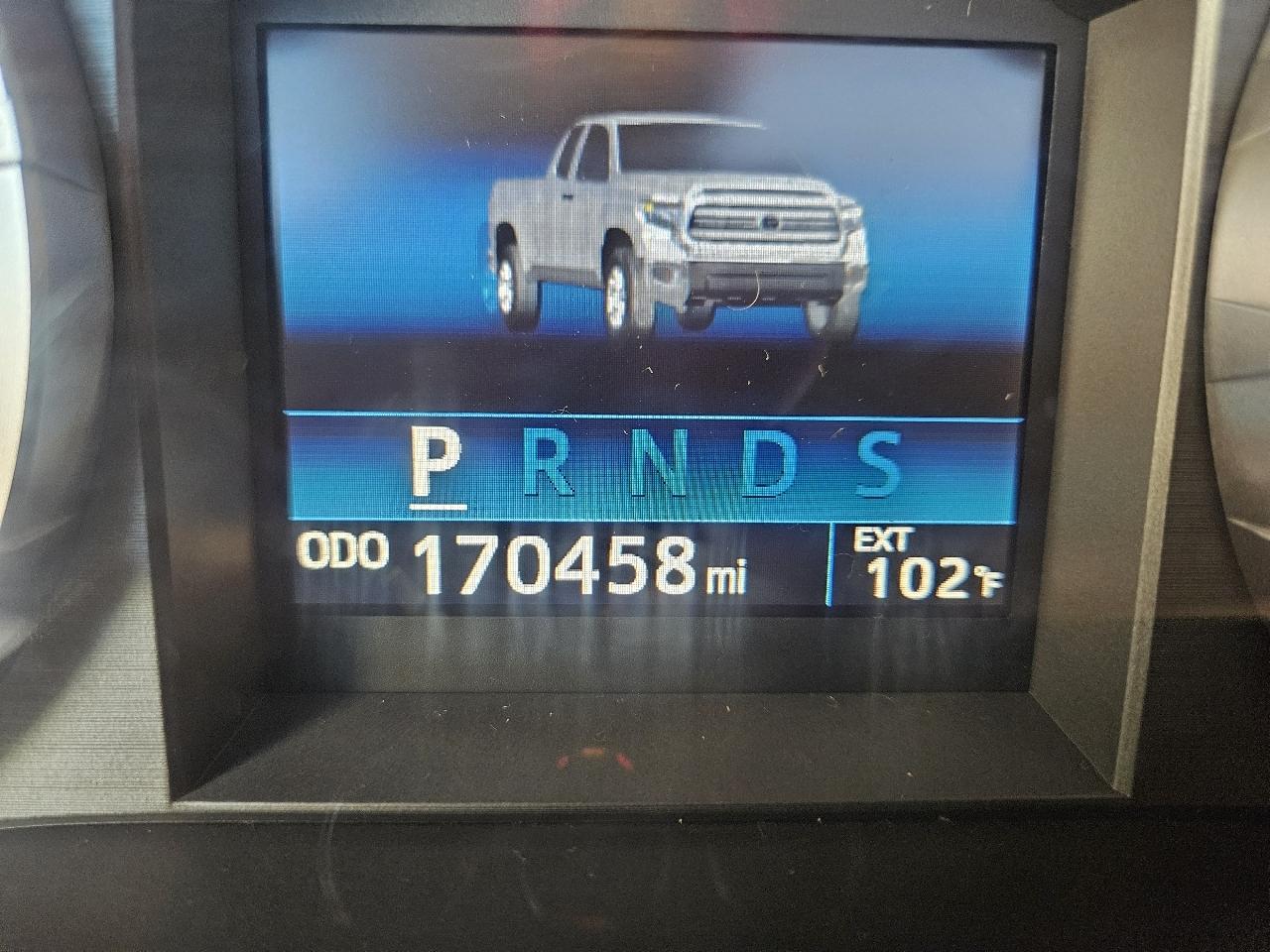 Toyota Tundra 4WD Truck CrewMax 5.7L FFV V8 6-Spd AT Platinum (Natl) 2015