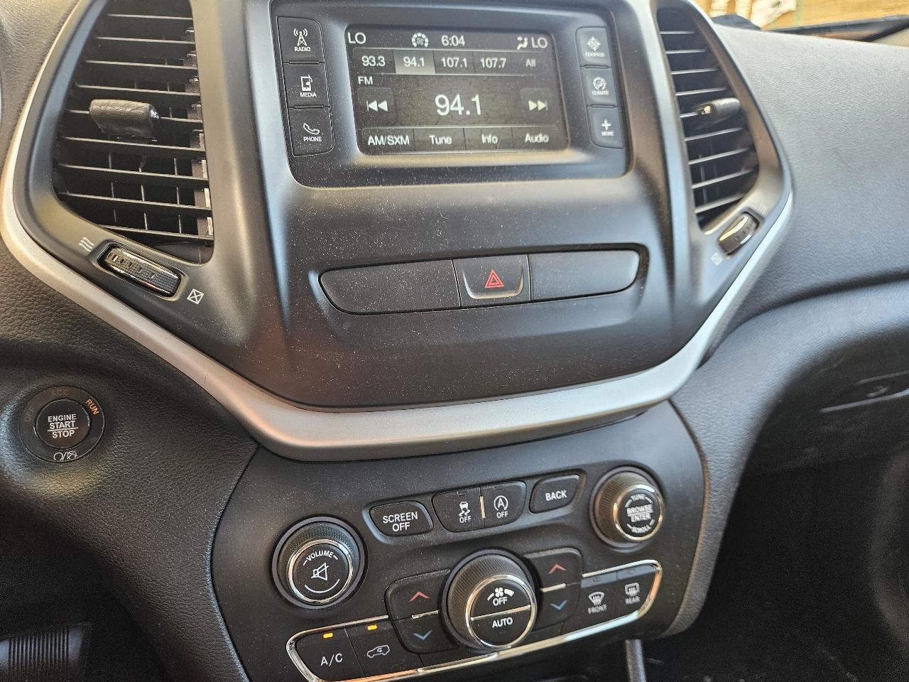 Jeep Cherokee Latitude FWD 2017