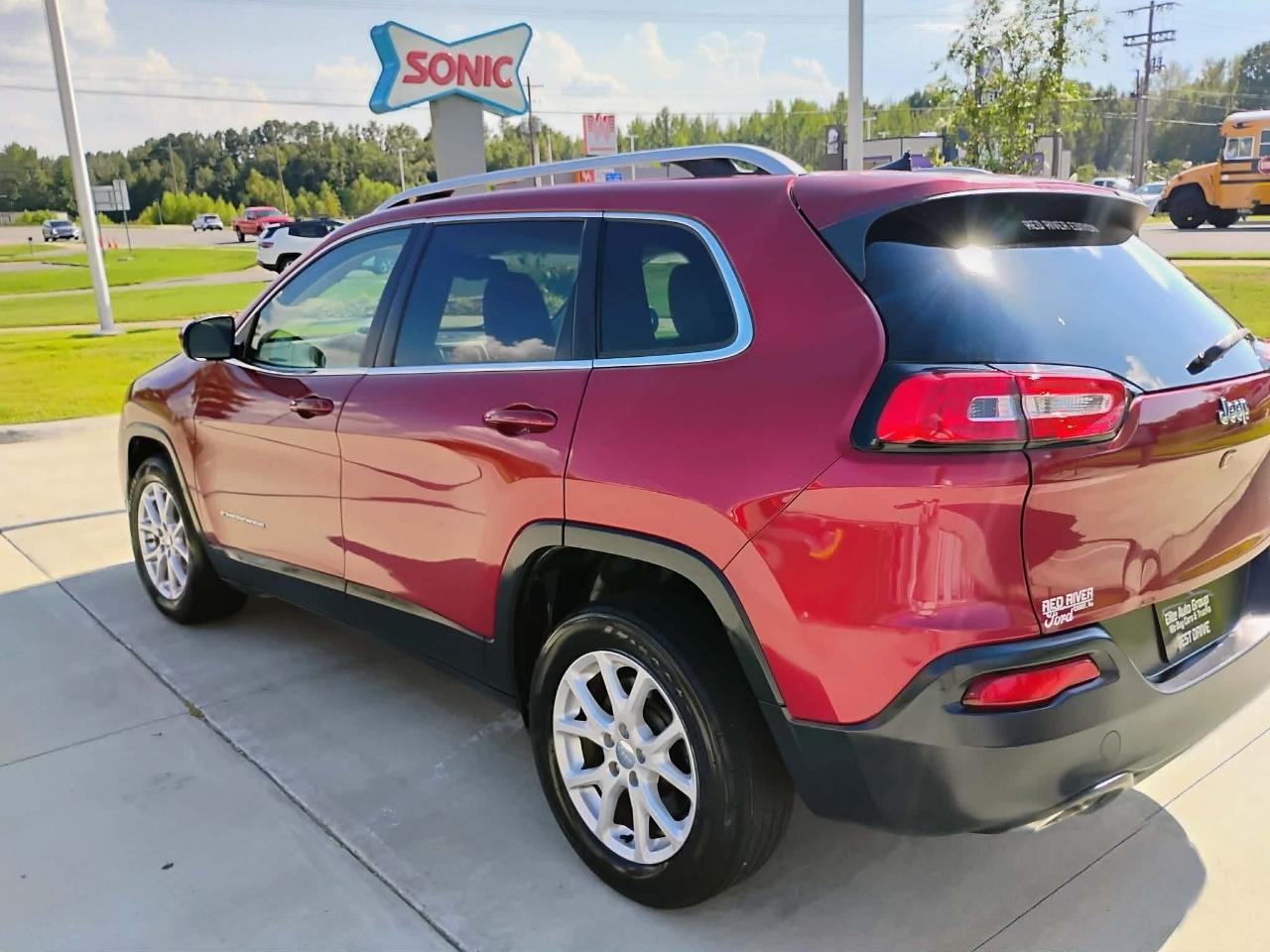 Jeep Cherokee Latitude FWD 2017
