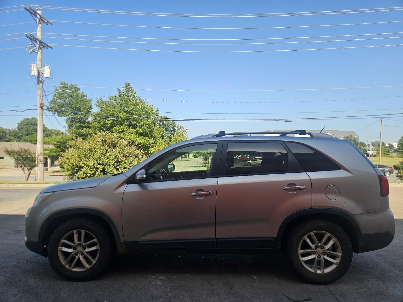 Kia Sorento 2WD 4dr I4 LX 2014
