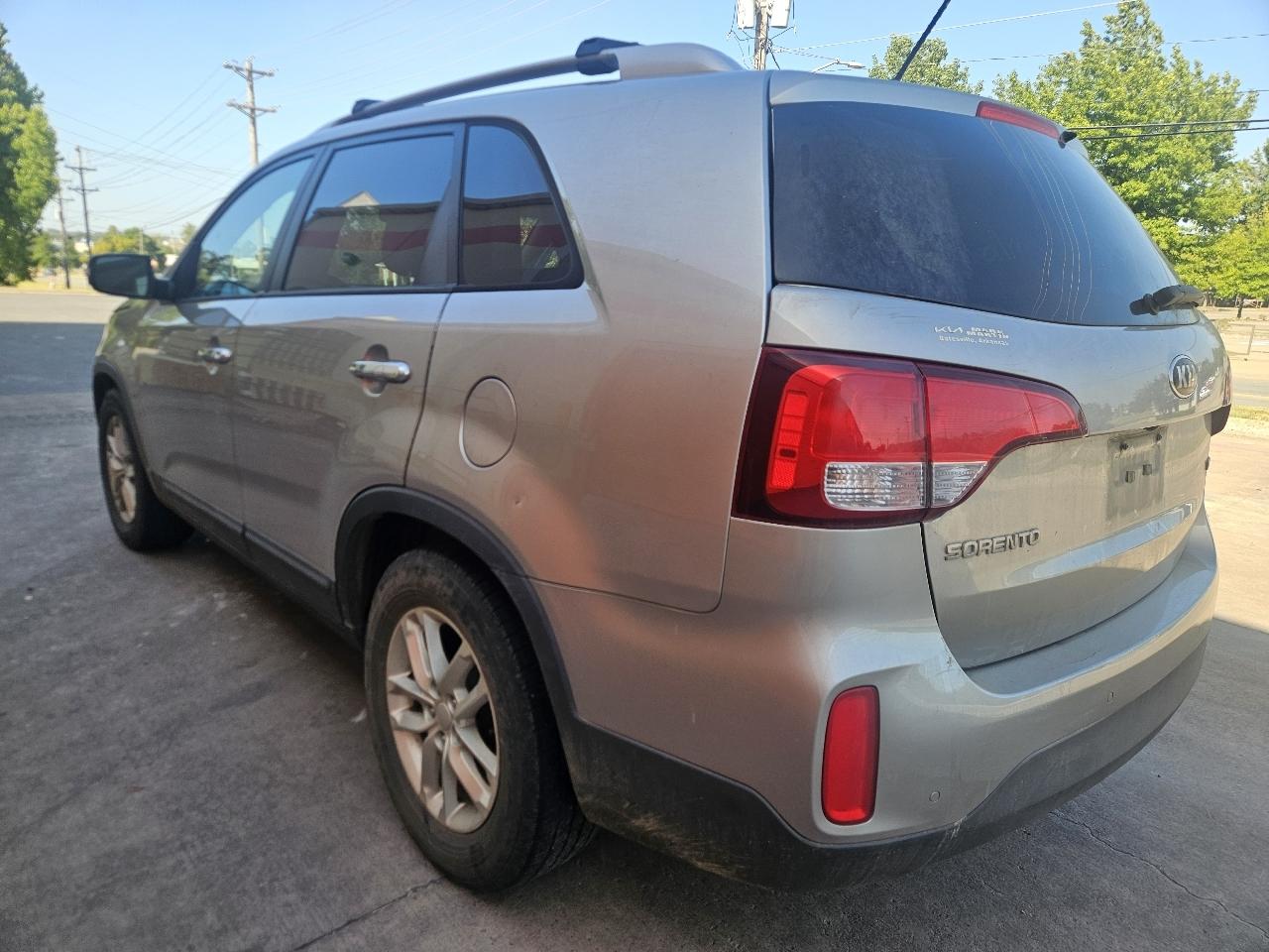 Kia Sorento 2WD 4dr I4 LX 2014
