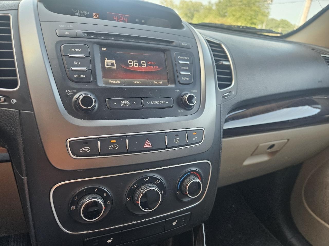 Kia Sorento 2WD 4dr I4 LX 2014