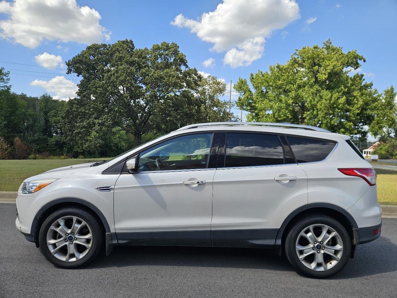 Ford Escape 4WD 4dr Titanium 2016