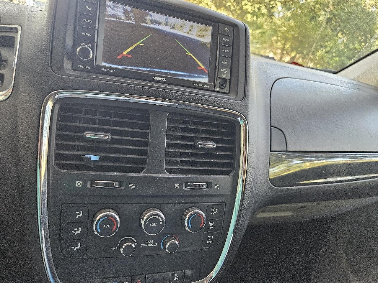 Dodge Grand Caravan 4dr Wgn SXT 2013