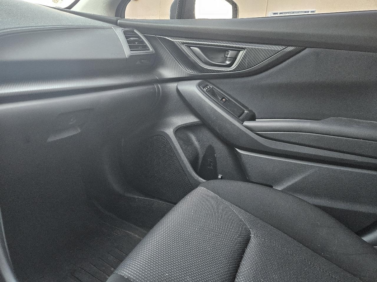 Subaru Impreza Premium 5-door CVT 2020