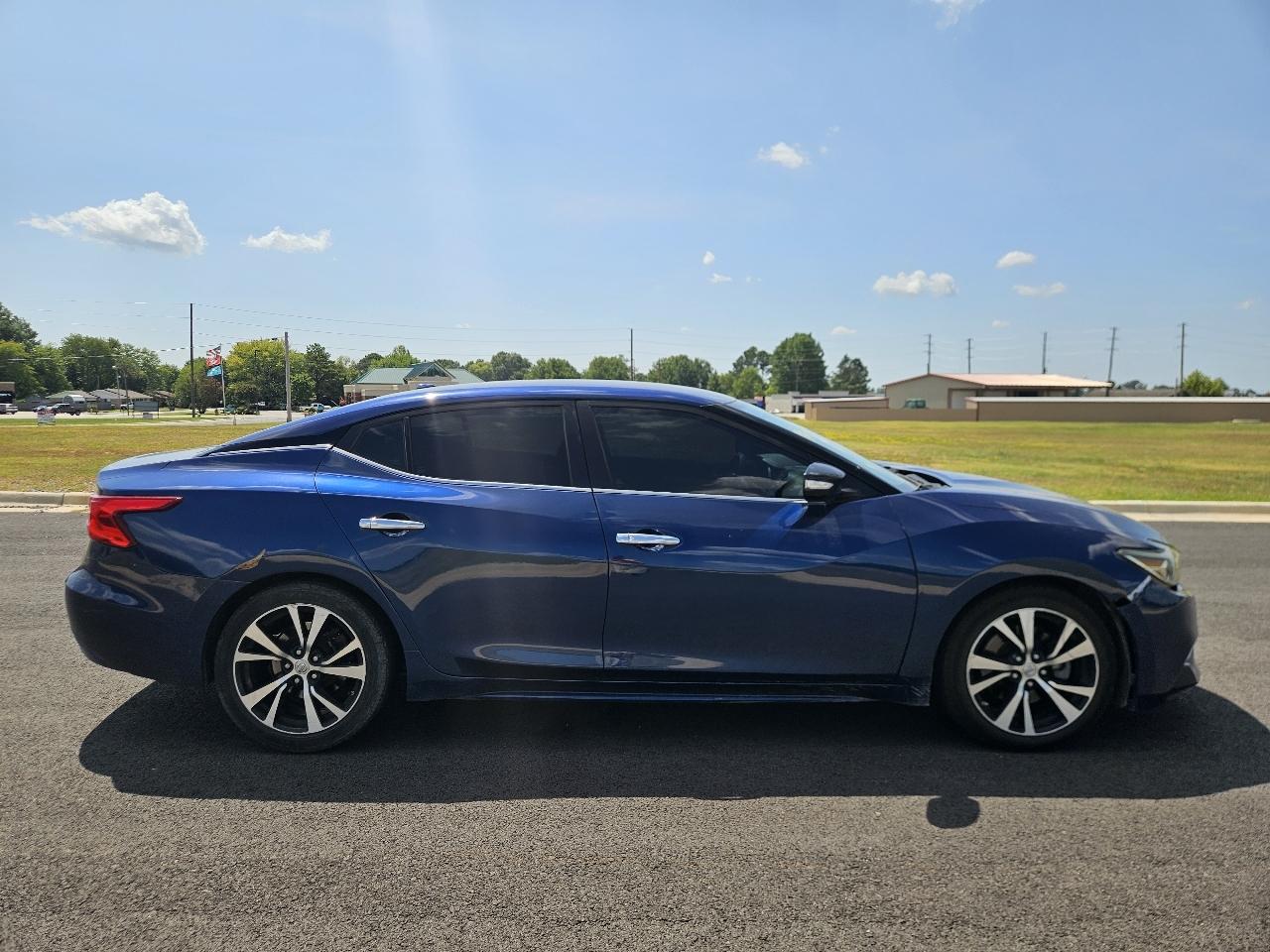 Nissan Maxima SV 3.5L 2018