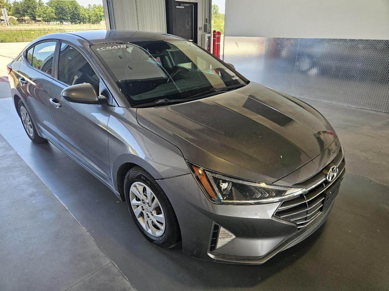 Hyundai Elantra SE IVT 2020