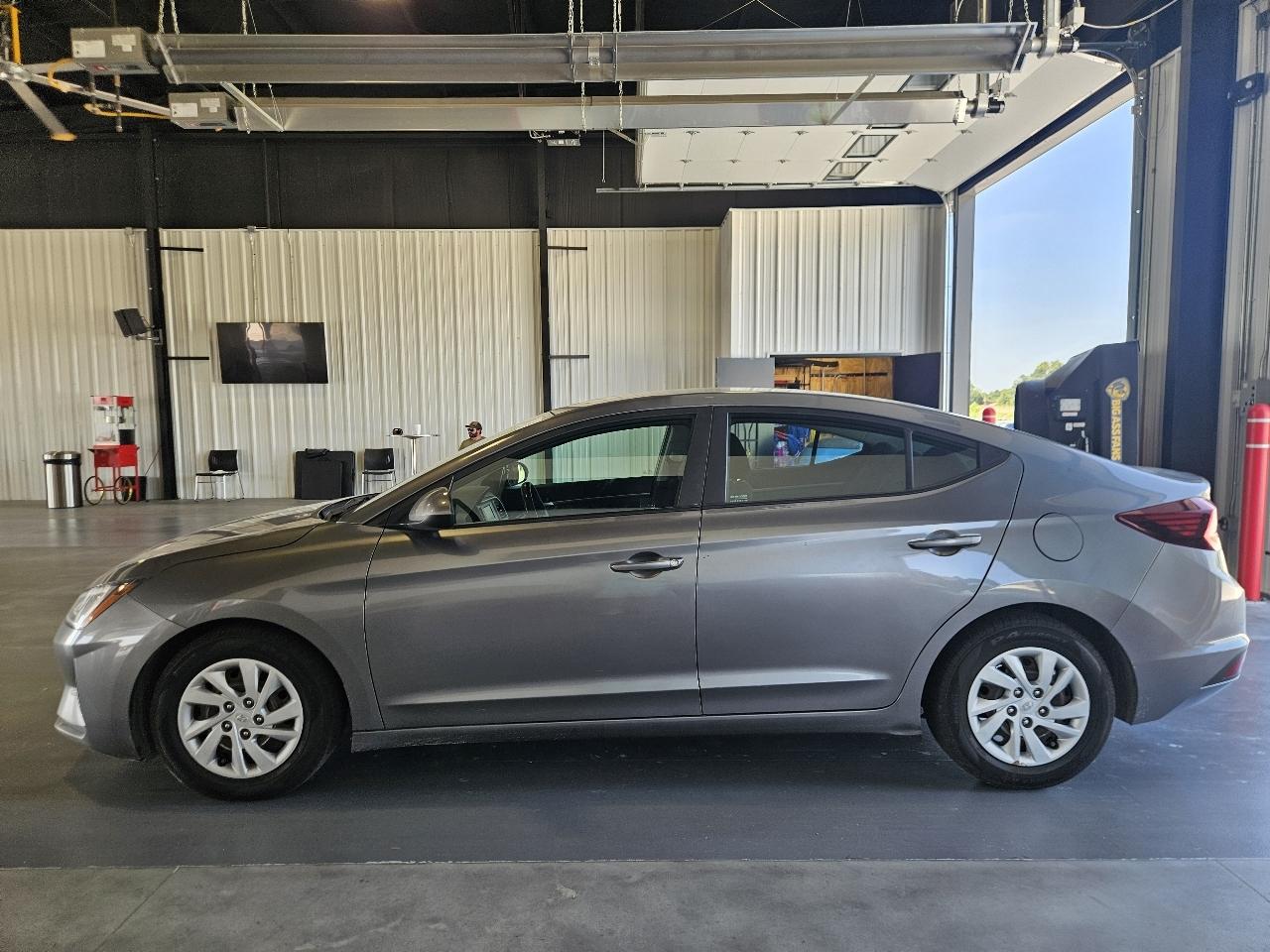 Hyundai Elantra SE IVT 2020