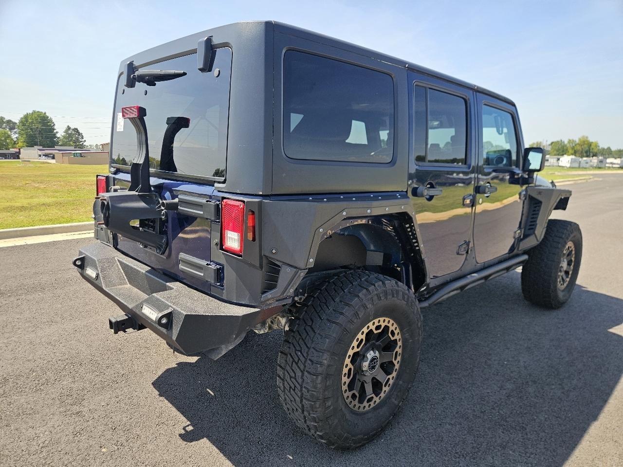 Jeep Wrangler Unlimited 4WD 4dr Rubicon 2013