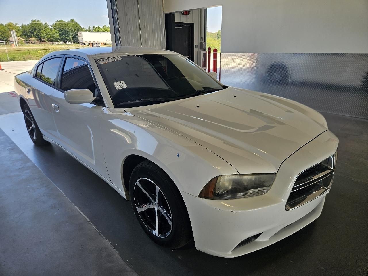 Dodge Charger 4dr Sdn SE RWD 2013