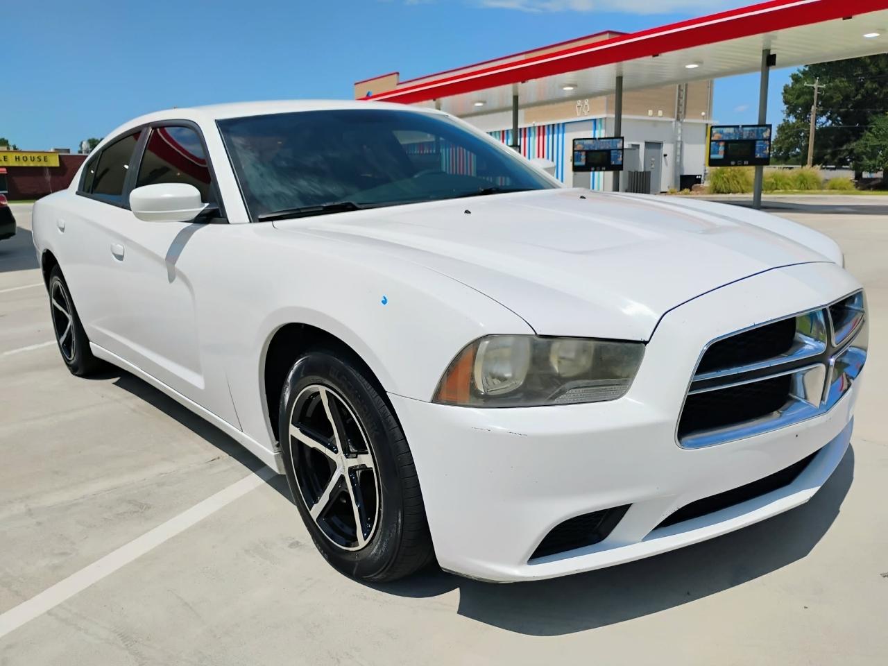 2013 Dodge Charger 4dr Sdn SE RWD