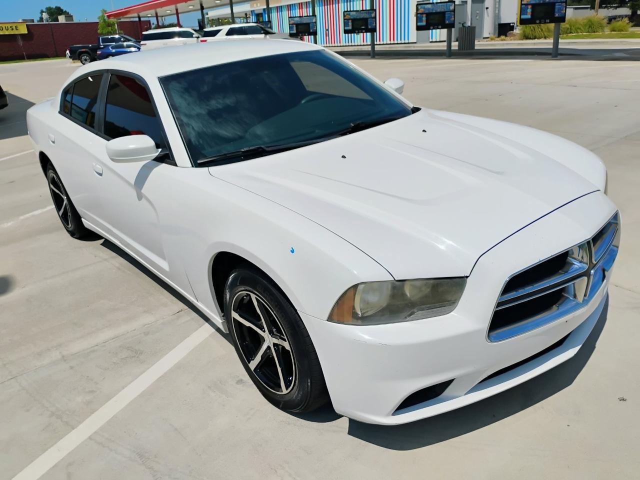 Dodge Charger 4dr Sdn SE RWD 2013