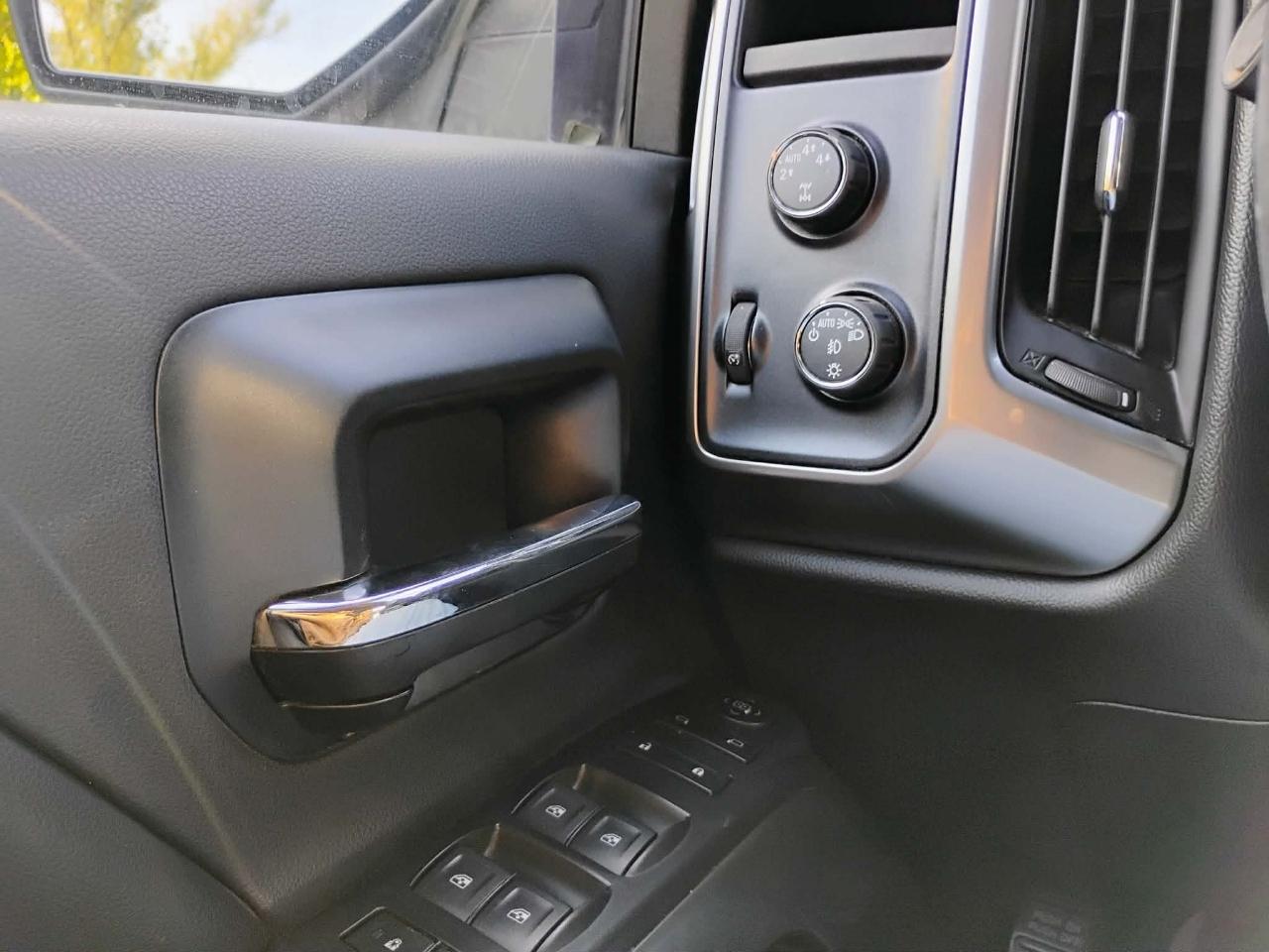 Chevrolet Silverado 1500 4WD Double Cab 143.5" LT w/1LT 2014