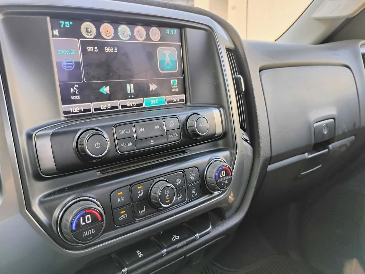 Chevrolet Silverado 1500 4WD Double Cab 143.5" LT w/1LT 2015