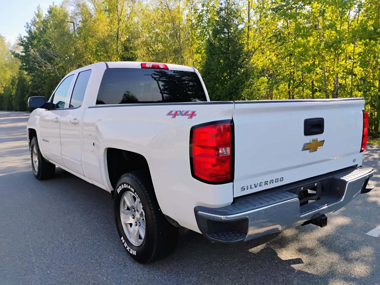 Chevrolet Silverado 1500 4WD Double Cab 143.5" LT w/1LT 2015