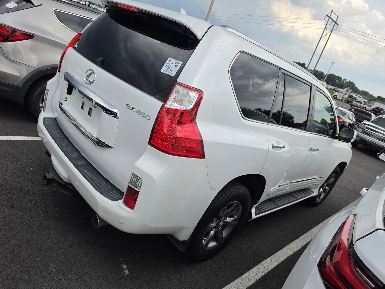 Lexus GX 460 4WD 4dr Premium 2012