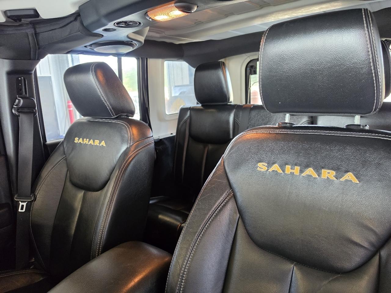 Jeep Wrangler Unlimited 4WD 4dr Sahara 2013
