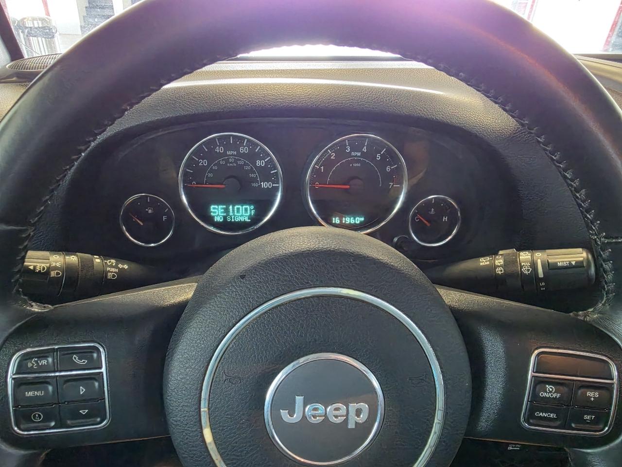 Jeep Wrangler 4WD 2dr Willys Wheeler 2015