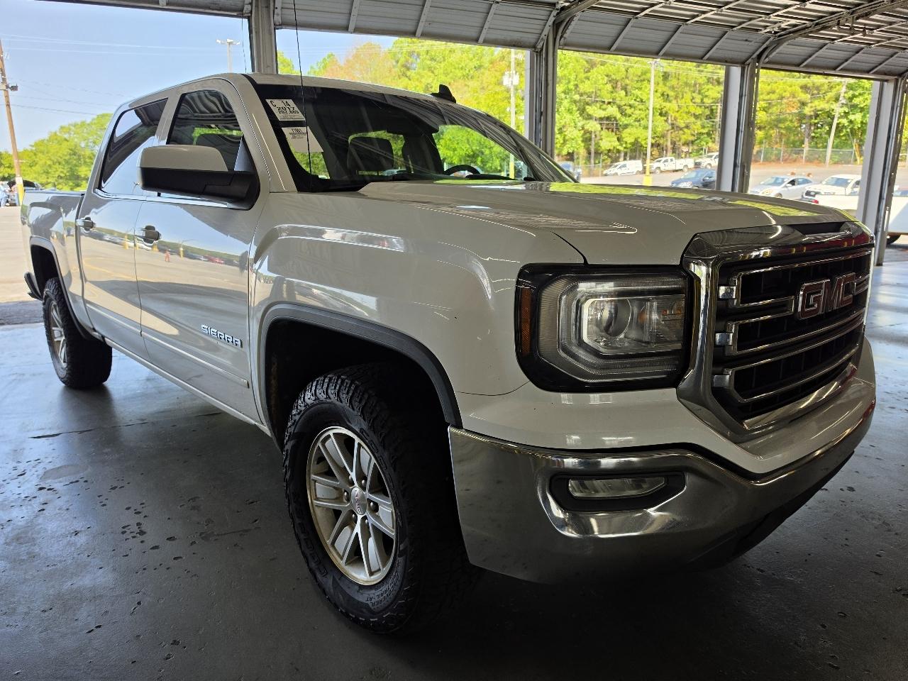 GMC Sierra 1500 2WD Crew Cab 143.5" SLE 2017