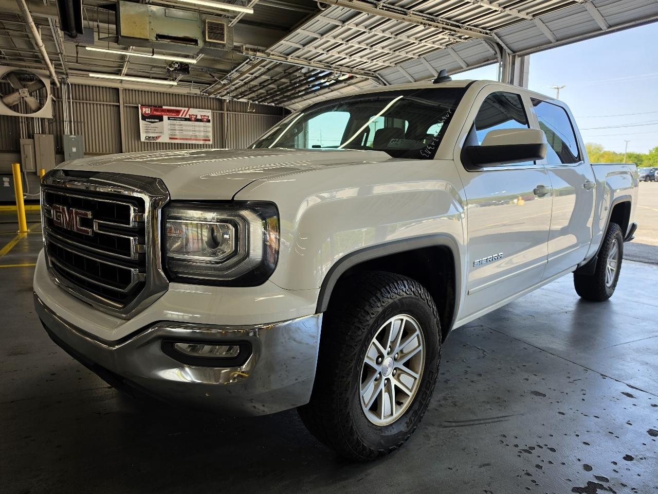 GMC Sierra 1500 2WD Crew Cab 143.5" SLE 2017