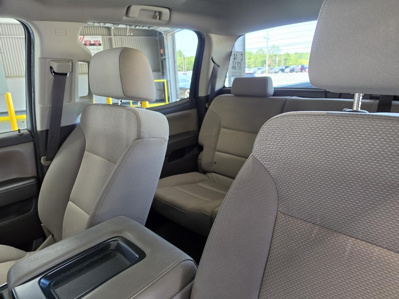 GMC Sierra 1500 2WD Crew Cab 143.5" SLE 2017