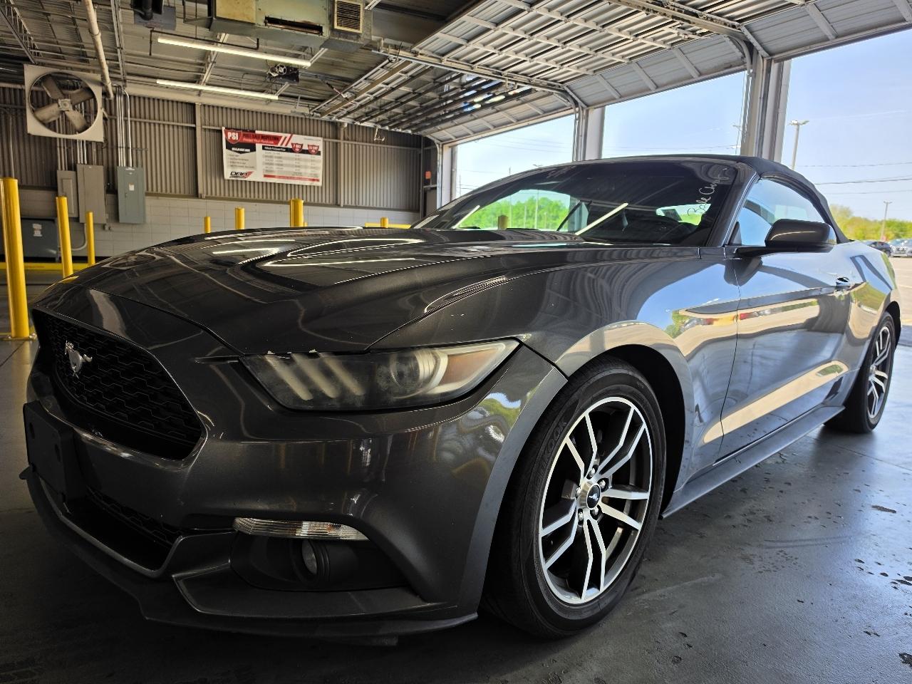 Ford Mustang 2dr Conv EcoBoost Premium 2015