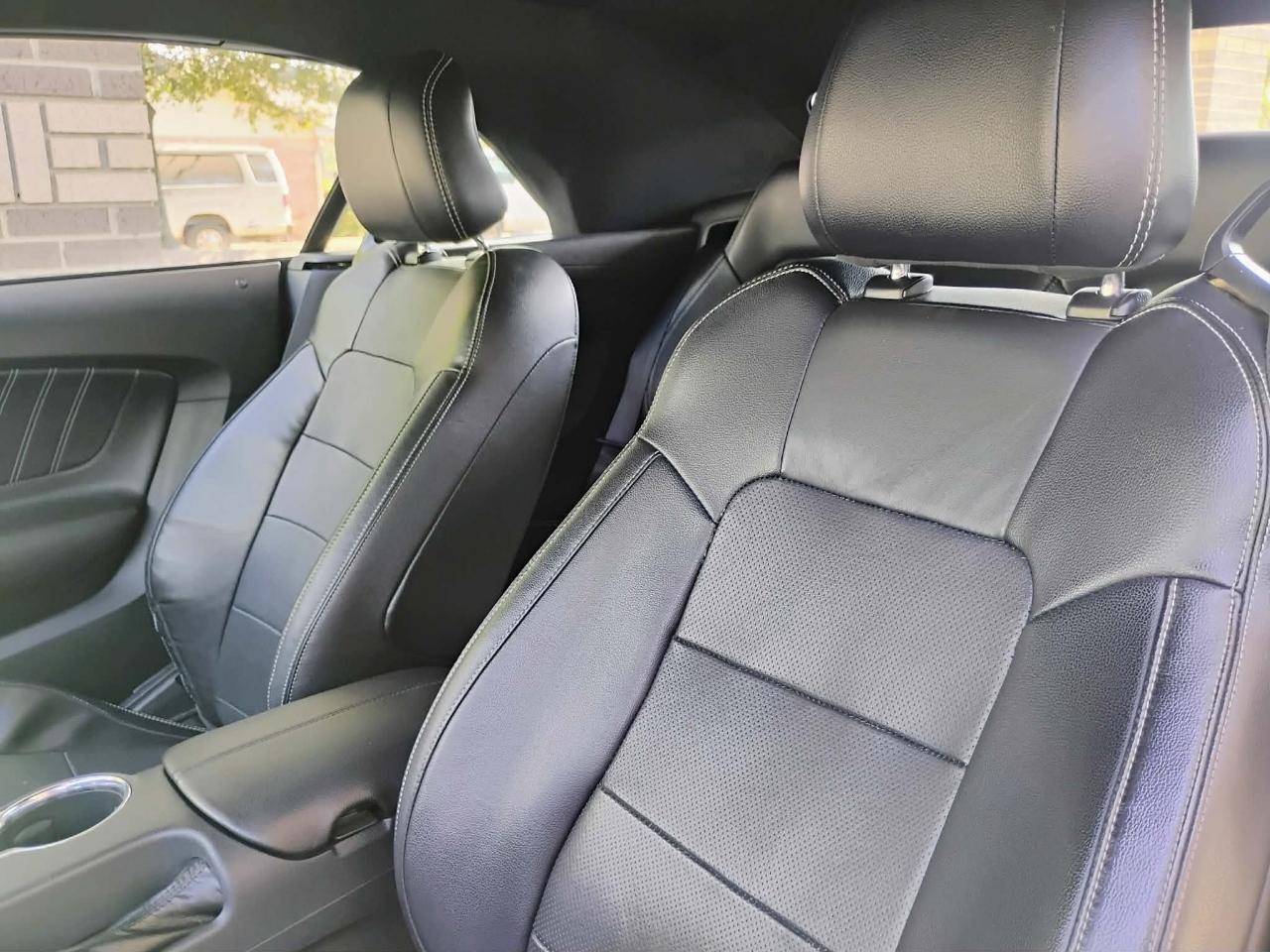 Ford Mustang 2dr Conv EcoBoost Premium 2015