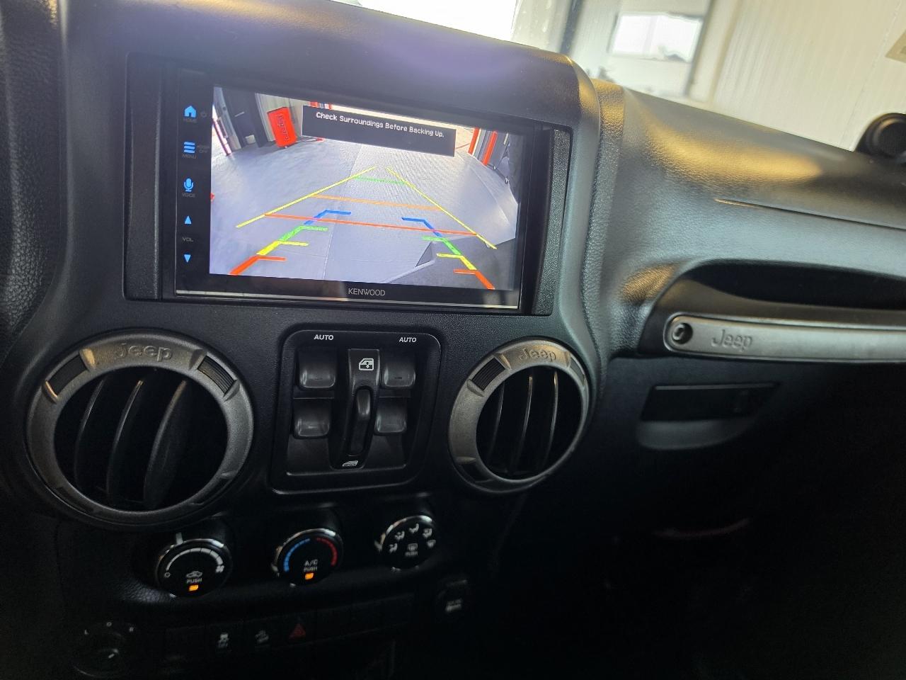 Jeep Wrangler Unlimited 4WD 4dr Sport 2011