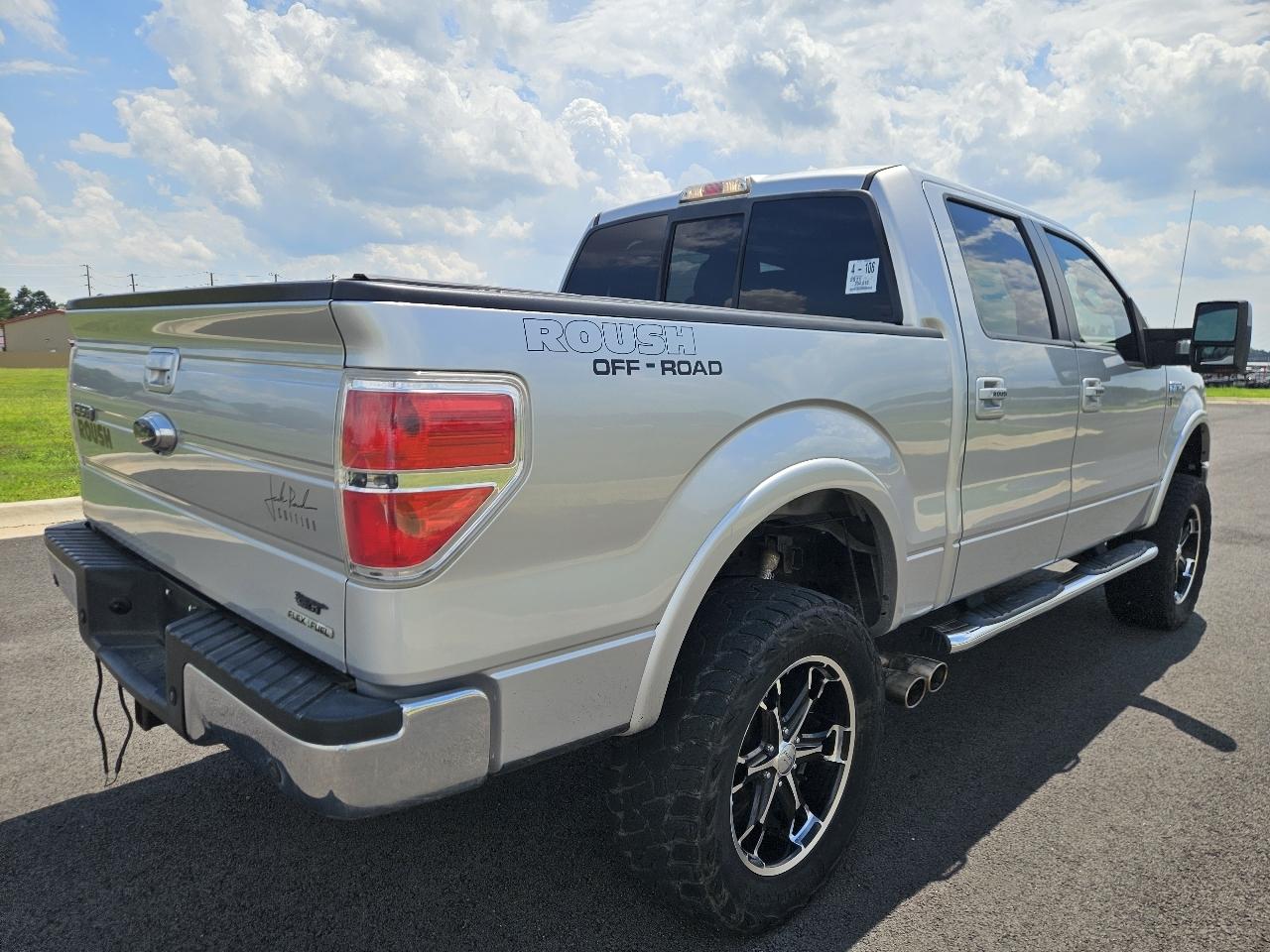 Ford F-150 4WD SuperCrew 145" Platinum 2011
