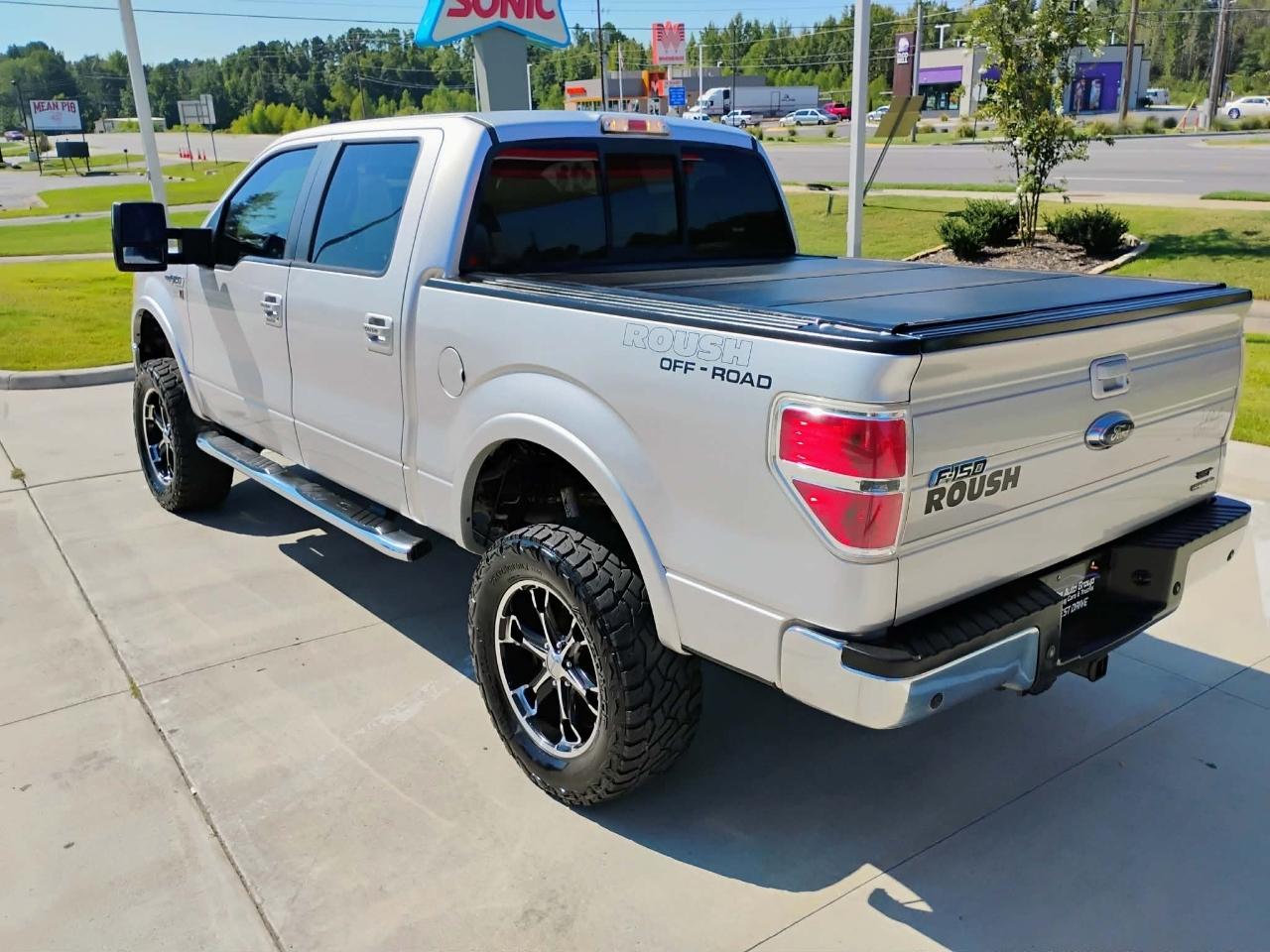 Ford F-150 4WD SuperCrew 145" Platinum 2011