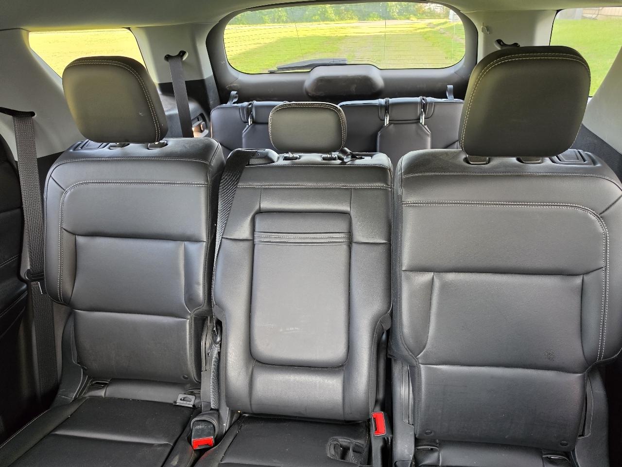 Ford Explorer 4dr 112" WB XLT 2022