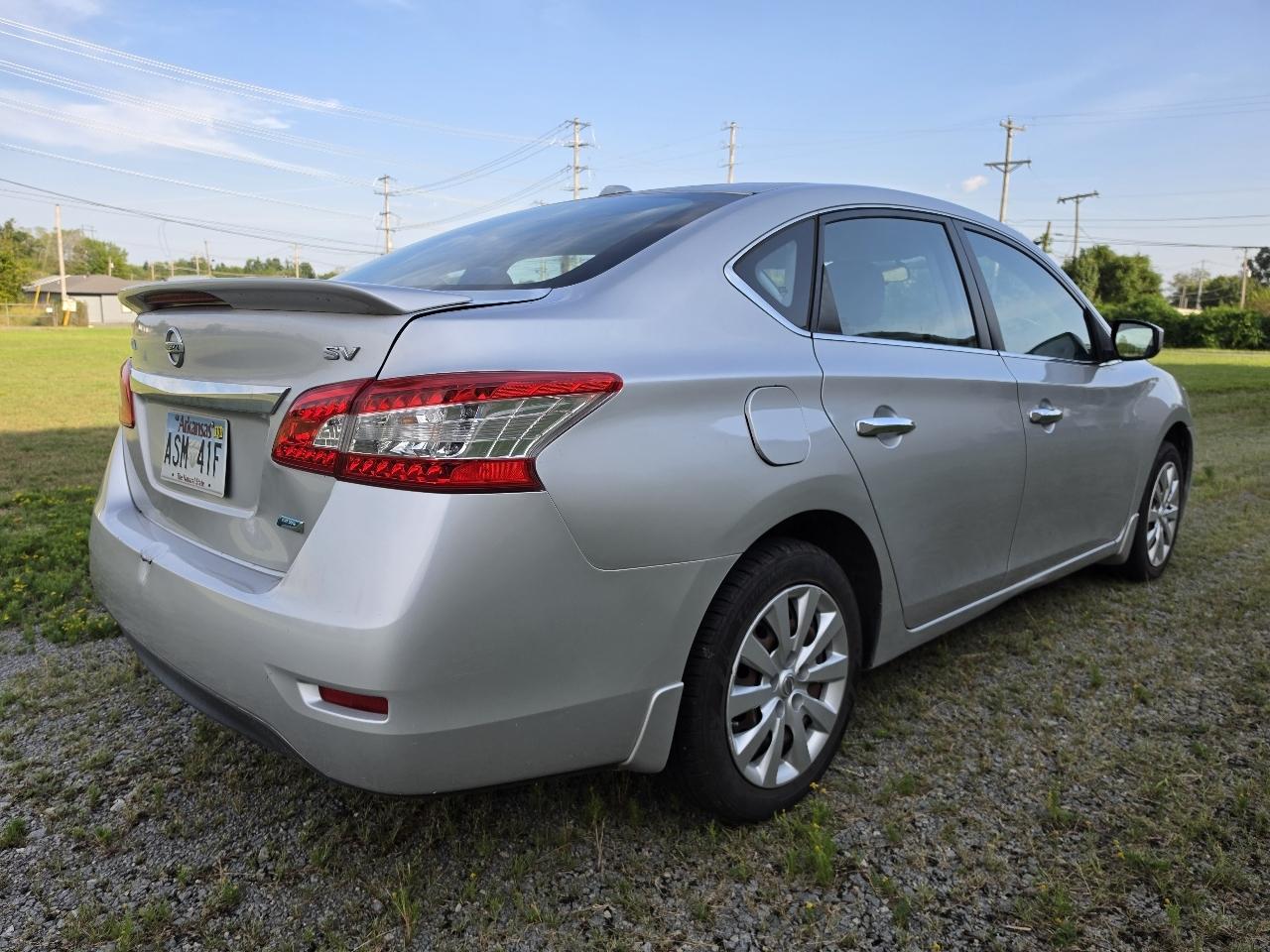 Nissan Sentra 4dr Sdn I4 CVT SV 2013